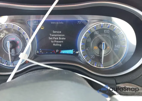 2016 Chrysler 300 Anniversary Edition из США, поврежденный, VIN 2C3CCAAG5GH142120